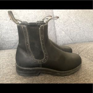 GUC blundstones girlfriend style